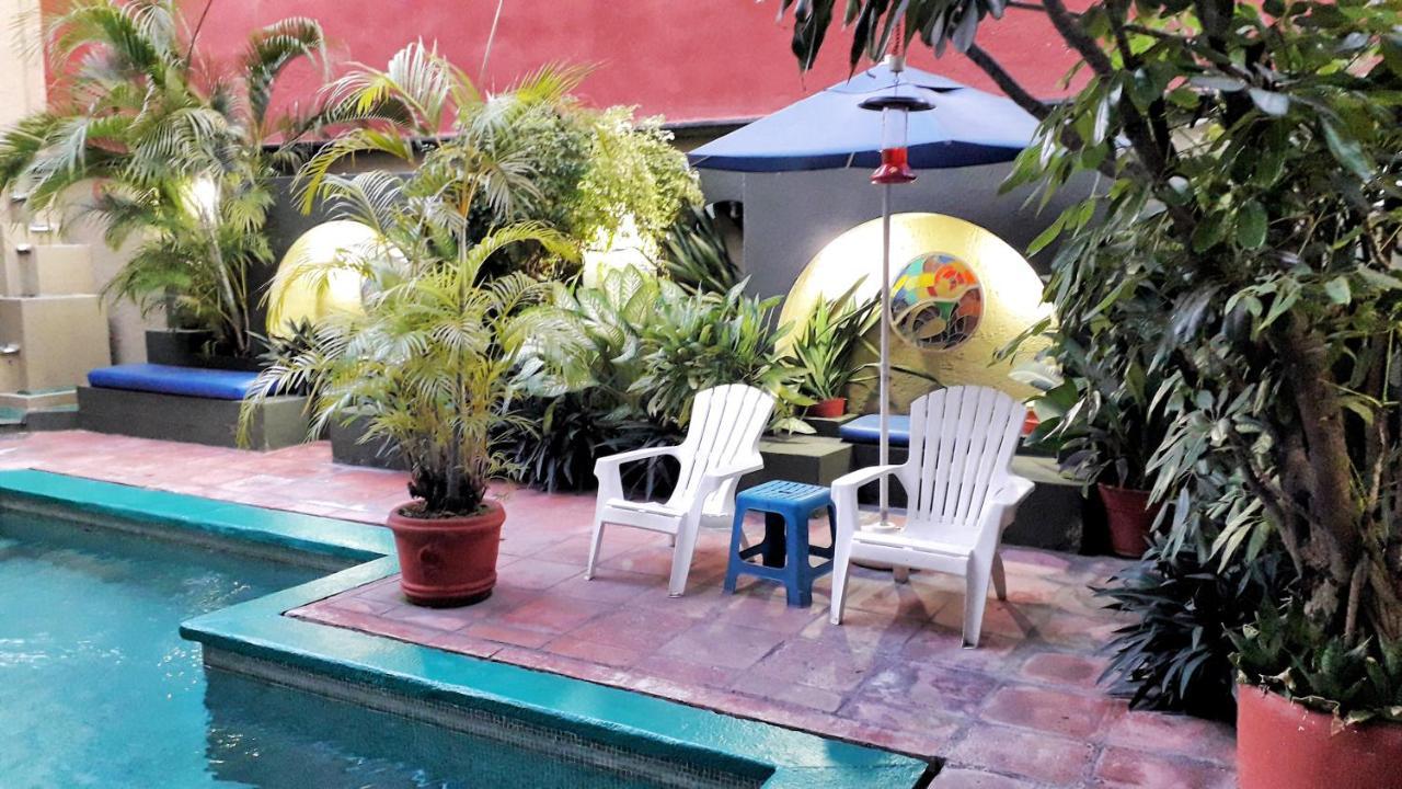 Solimar Inn Suites Zihuatanejo Exterior photo